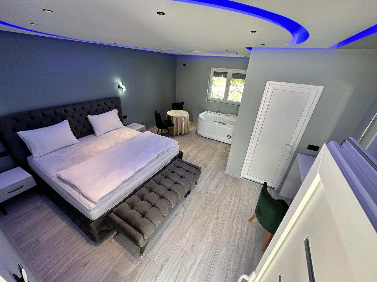 Breezy Hotel Valbone Exterior foto