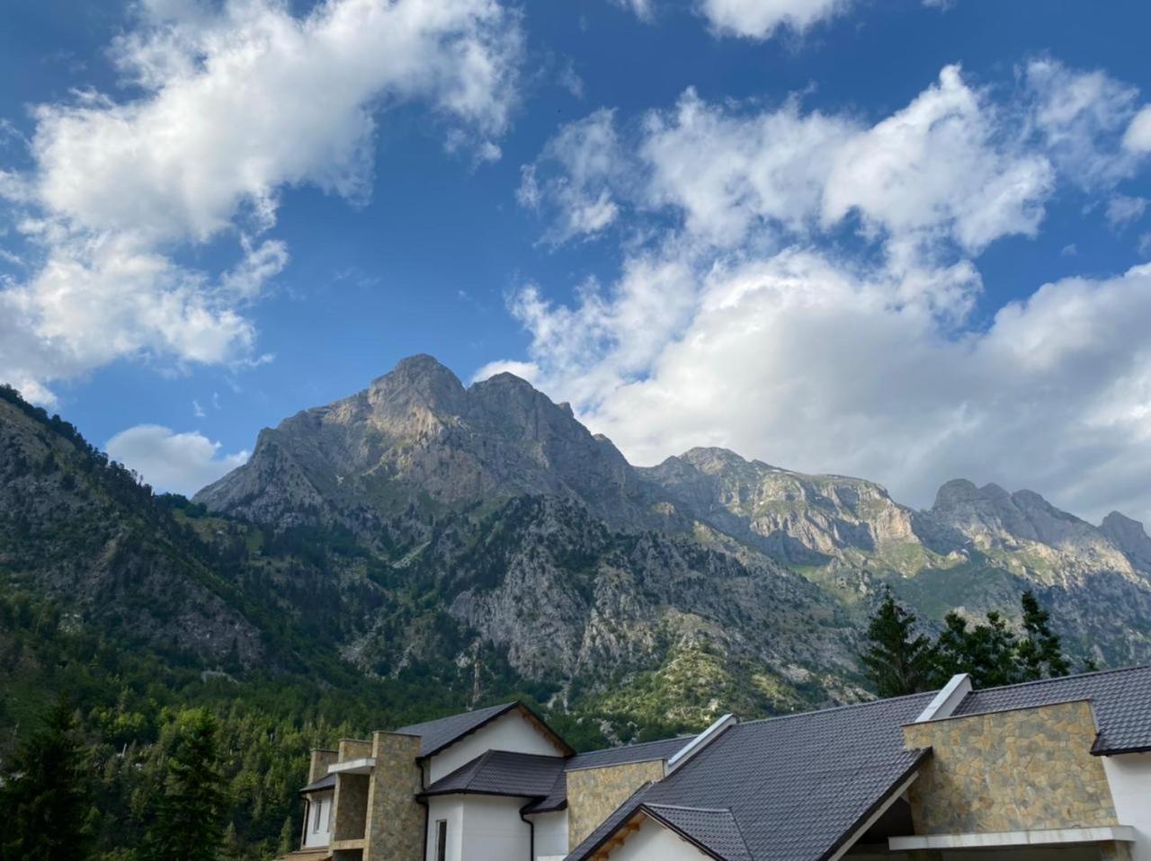 Breezy Hotel Valbone Exterior foto