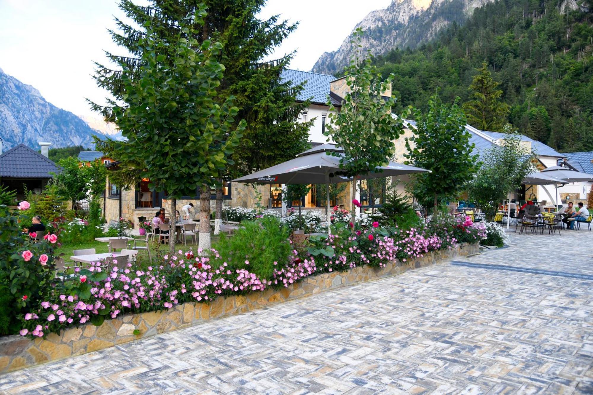 Breezy Hotel Valbone Exterior foto