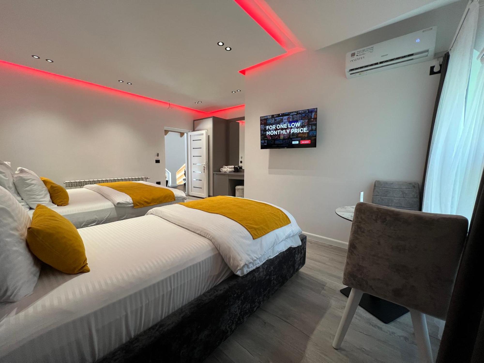 Breezy Hotel Valbone Exterior foto